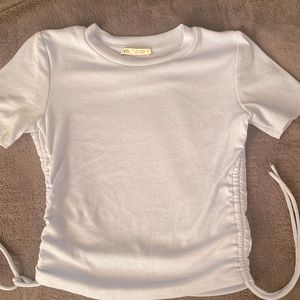 zara cinched side crop top